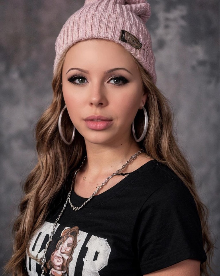 Who Is Nina Elle? Age, Career, Net Worth & Life Story