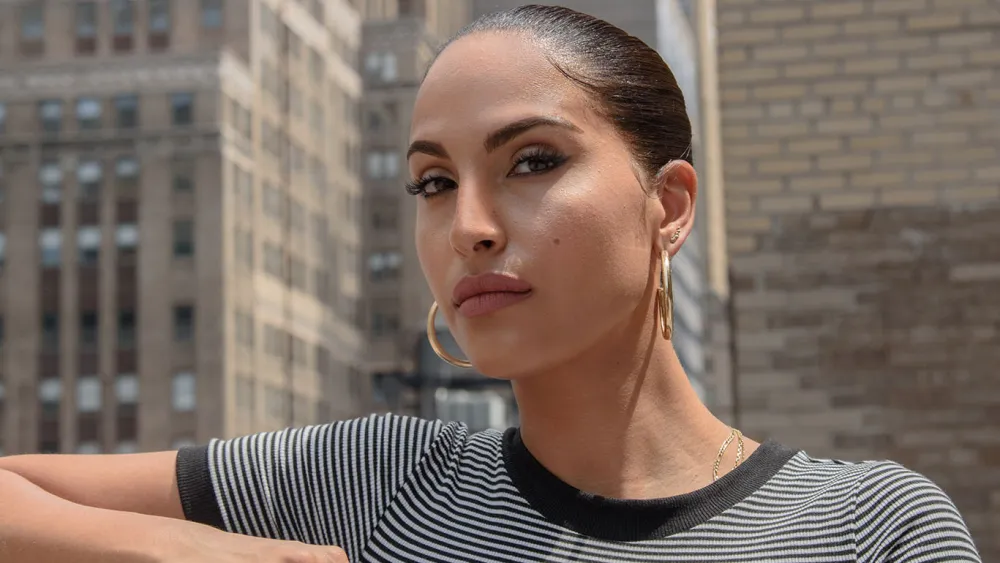 Snoh Aalegra Wiki, Biography, Age, Career, Height, Net Worth 2026