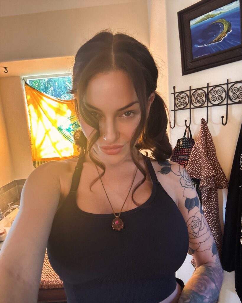 Kissa Sins Age, Career, Boyfriend & Net Worth 2026