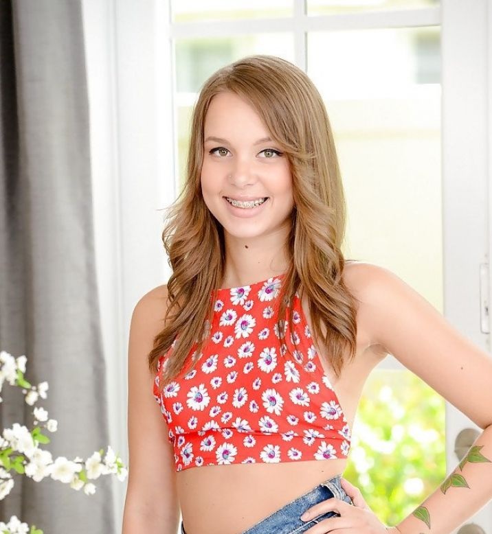 Who Is Liza Rowe? Biography, Age, Career & Net Worth